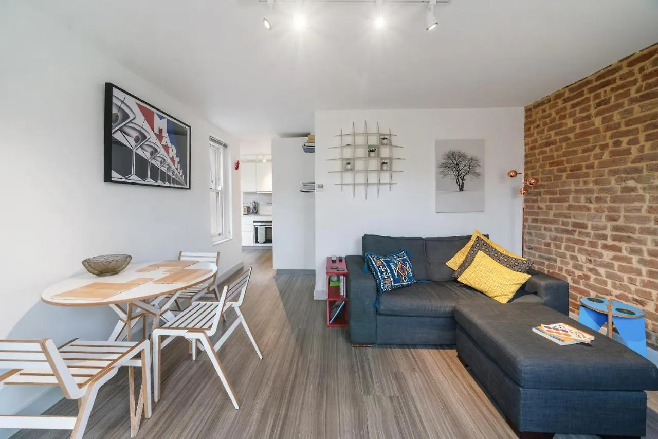 Ickburgh Road Guesthouse London 0*,  United Kingdom